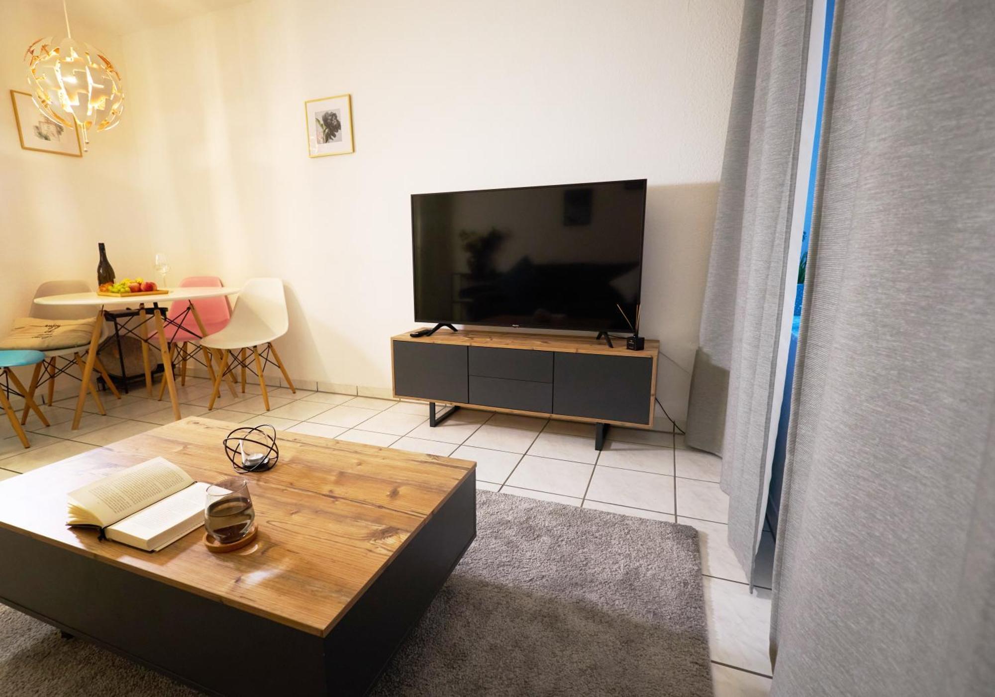 Gemuetliche 2Zi. Wohnung Зеліґенштадт Екстер'єр фото